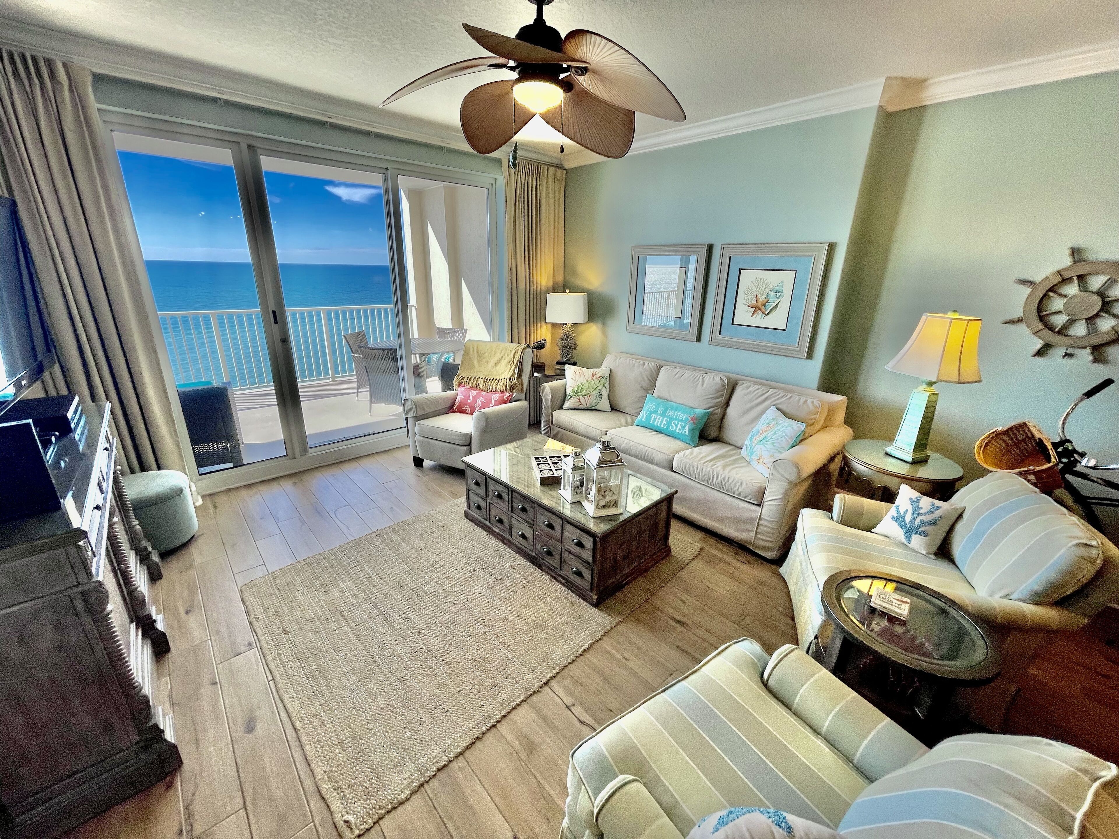 Fabulous 2 BR Condo - Gulf Front with FREE Beach Service!! New Tile Flooring!