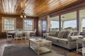 Televisión y reproductor de DVD