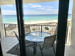 Outdoor dining - Enjoy the GORGEOUS view or cruise around in the golf cart! 4063 BS1 (Miramar Beach)