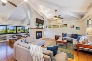 Smart TV, fireplace, offices