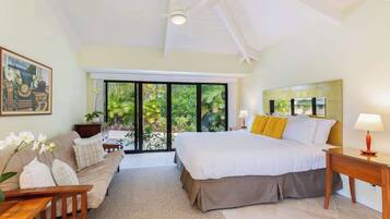 5 bedrooms, iron/ironing board, travel cot, free WiFi