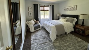 4 Schlafzimmer, Bügeleisen/Bügelbrett, Reisekinderbett, WLAN