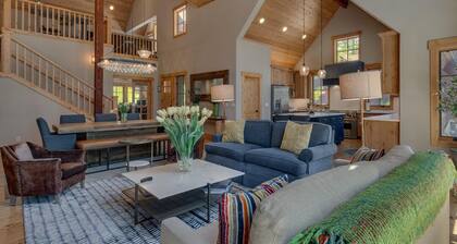 Truckee Treasure - Ylellinen 4 BR kotiin Grays'n risteyksessä Hot Tub & HOA: n kanssa