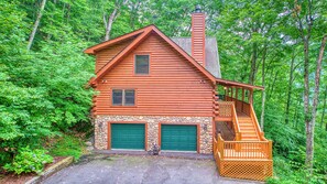 Exterior - SPECIAL RATE FOR SEPTEMBER: SAME RATE AS LOW SEASON!! (MAGGIE VALLEY)