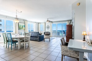 Living area - Seascape Resort ~ Gulf Views ~ Private Balcony ~ Fitness Center (Miramar Beach)