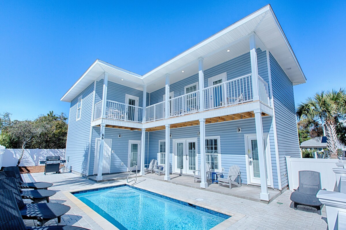 Private Pool ~ Balcony ~Guest House ~ Outdoor Lounge and Seating Area