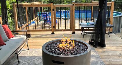 15 min from the Mont Tremblant Ski Hills, Perfect for Families and Friends !