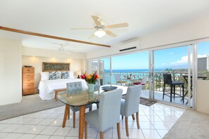 Dining - Million-Dollar Ocean Views! Steps from Beach! Full Kitchen (Honolulu)