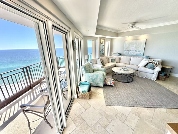 TV, DVD player, video library, stereo - Incredible Gulf Views from the 18th Floor! 4835 W (Miramar Beach)