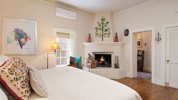 2 chambres, fer et planche Ă  repasser