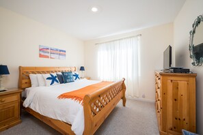 4 Schlafzimmer, Bügeleisen/Bügelbrett, WLAN, Bettwäsche