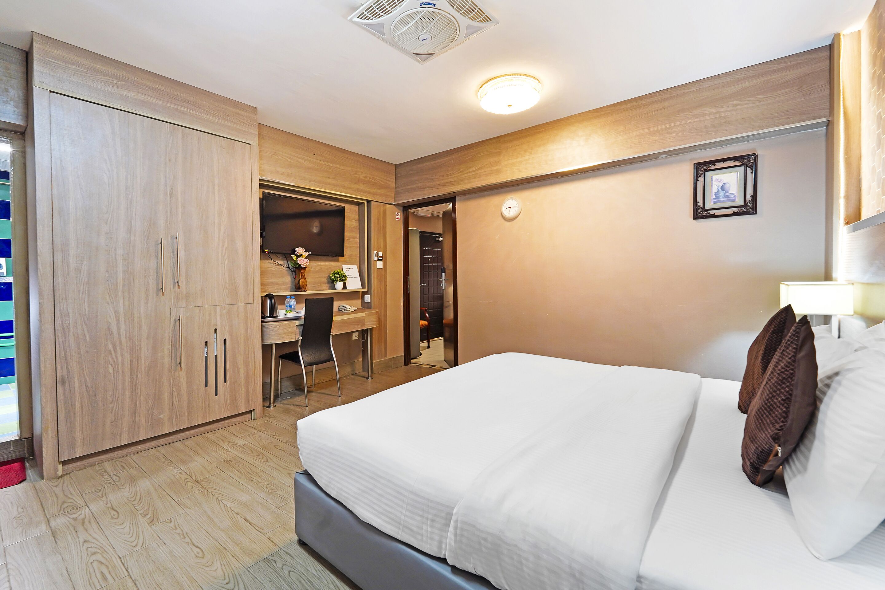 Photo - Trans World Hotel L.L.C