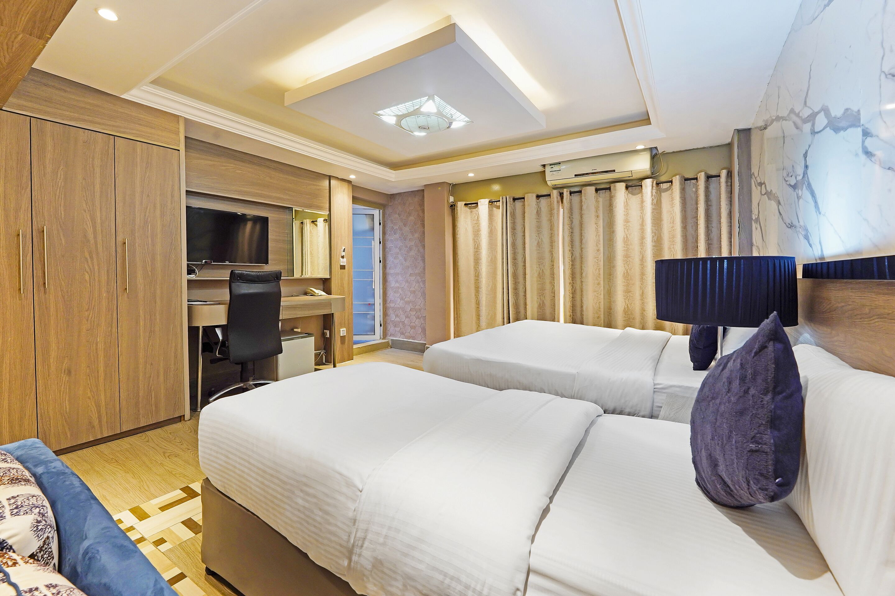 Photo - Trans World Hotel L.L.C