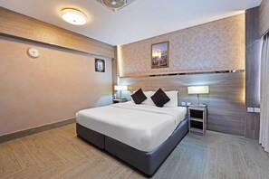 Minibar, in-room safe, soundproofing, iron/ironing board