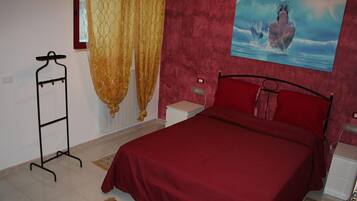 Sistema de insonorización, cunas, wifi gratis y ropa de cama