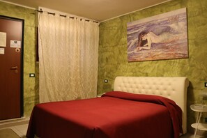 Double Room | Soundproofing, cots/infant beds, free WiFi, bed sheets - Le Sirene Bed and Breakfast (Cellamare)