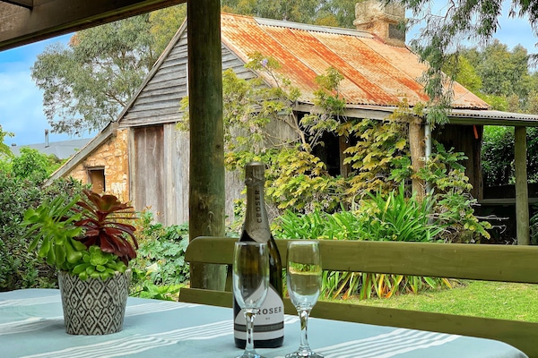 Arrondoon 2 Bedroom Cottage | Terrace/patio