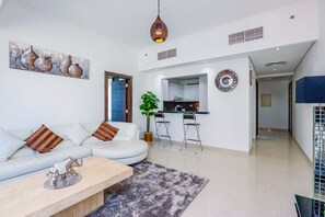 Apartment, 1 Bedroom | Living area