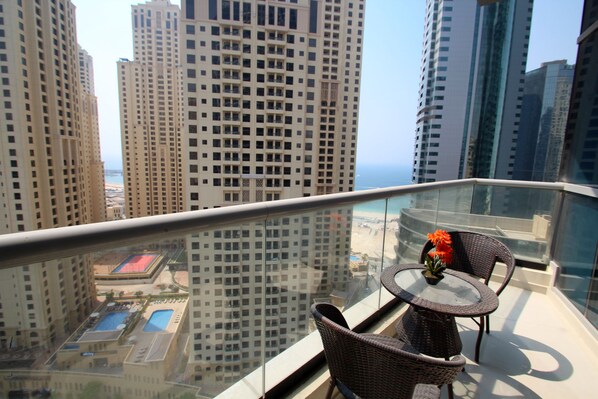 Studio (NO. 2005) | Terrasse/Patio