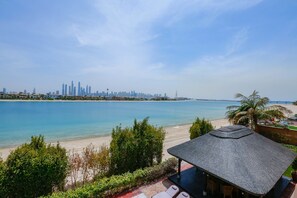 Villa, 6 Bedrooms | View from room - Kennedy Towers - Signature Villa L (Dubai)