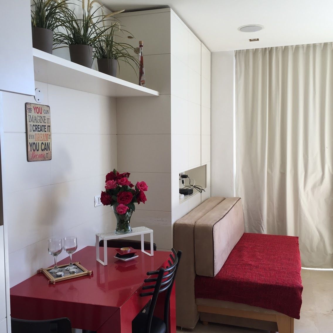 exclusive apartment, 1 bedroom, accessible, beach view | in-room dining