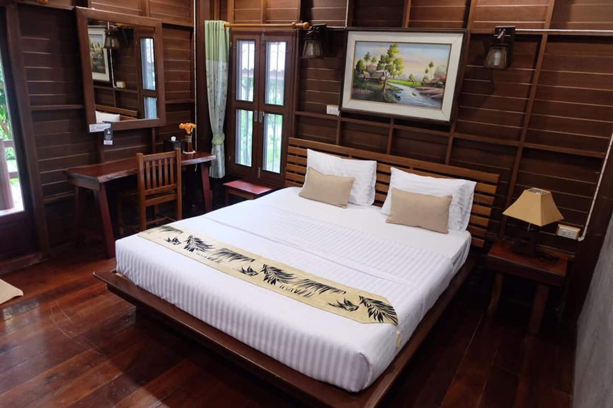 Standard Double Room | Free minibar, in-room safe, desk, rollaway beds