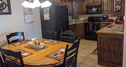 The Lodge - 3 Bedroom, 2 Bath Condo