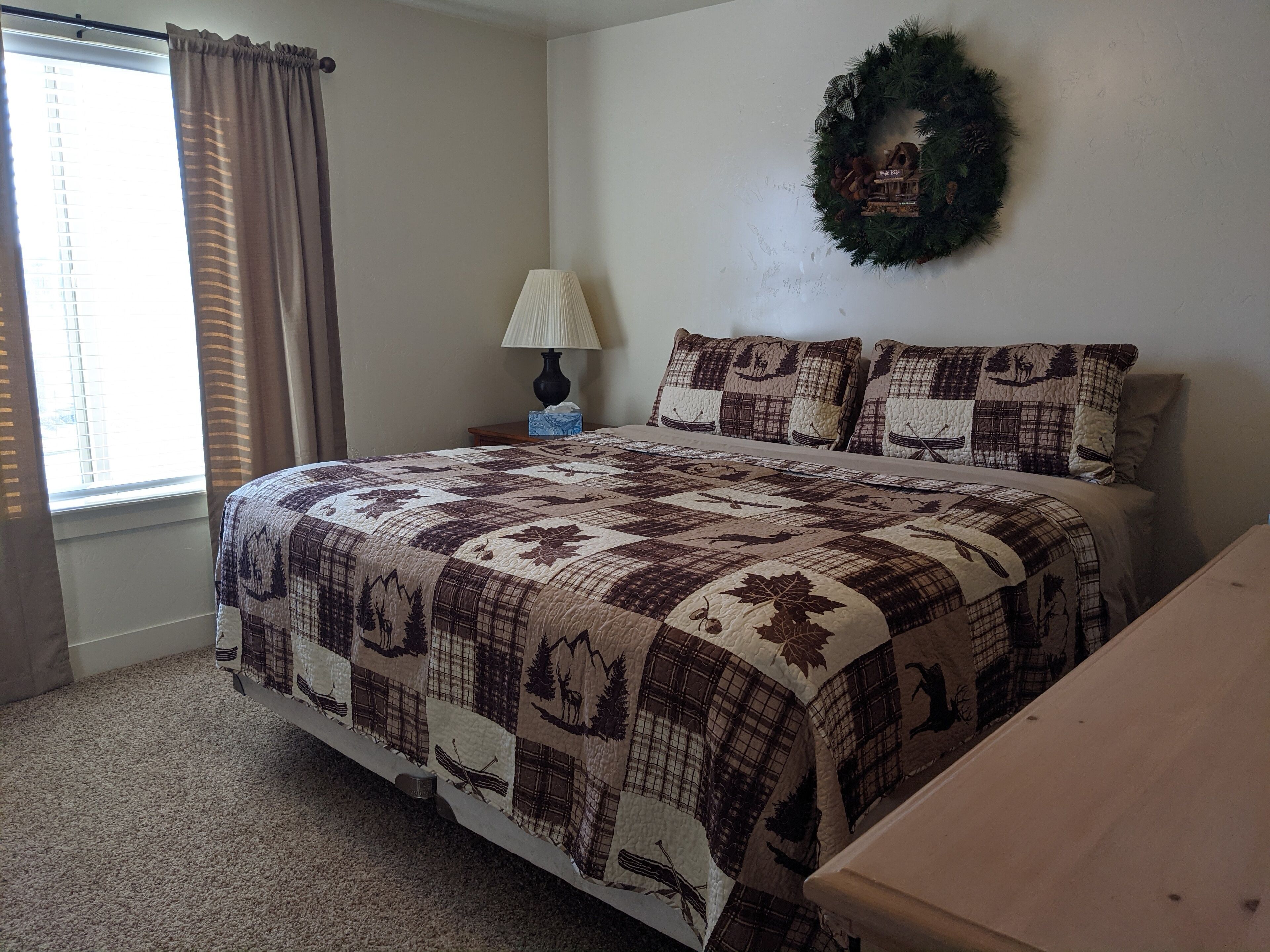 3 soveværelser, senge med madrasser af memory foam