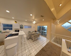 Fridge, microwave, oven, stovetop - APRIL and MAY SPECIAL: CHECK IT! 18-25, 25-2!  Across Street from Private Beach! (St George Island)