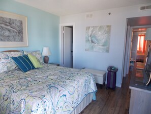 2 chambres, fer et planche à repasser, Wi-Fi, literie fournie