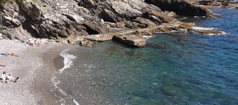 House in the green, 100 meters from the sea