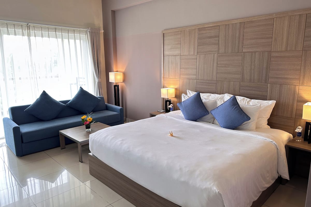 Grand Deluxe Double Room | 1 chambre, minibar, coffres-forts dans les chambres, bureau