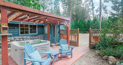 Idyllwild Dairy Cottage: romanttinen ja viehättävä studio kylpylässä!