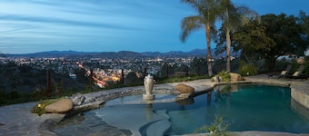 Private Estate with Incredible Views, Pool and Three King Beds!