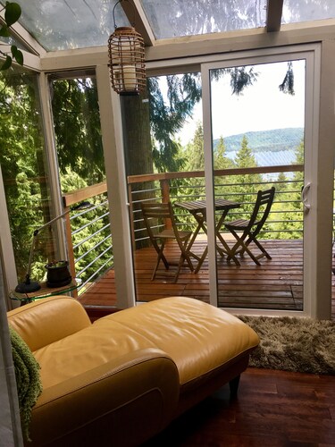 Sunset View over Lake Whatcom with Hot Tub!