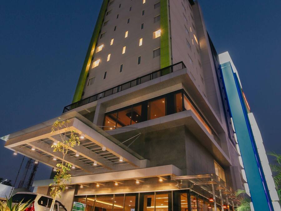 Front of property – evening/night