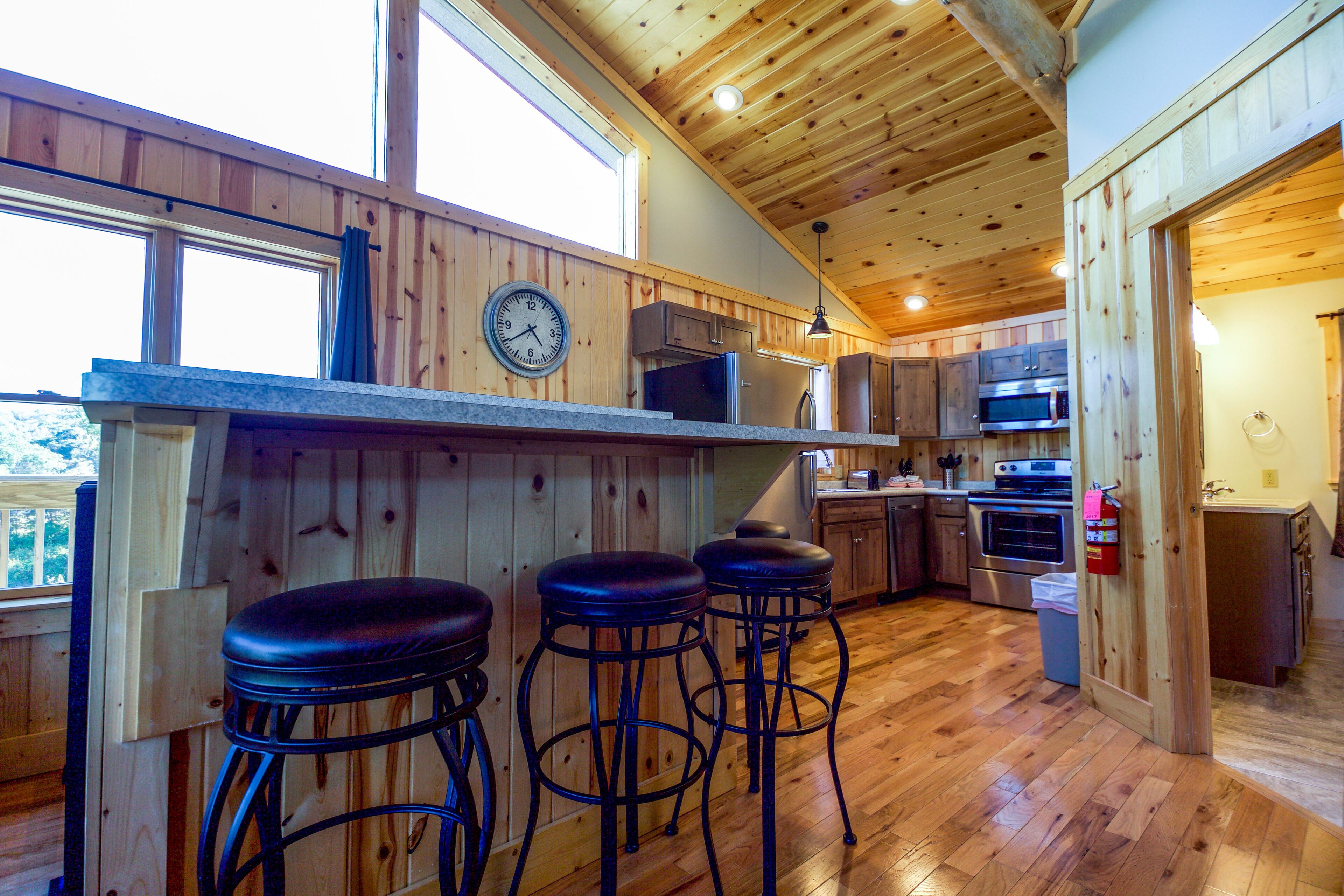 Refrigerador, microondas, horno, lavavajillas