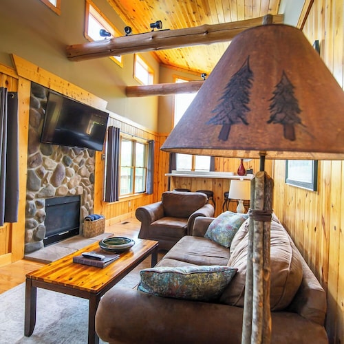 Overlook - Hosted by The Chalets