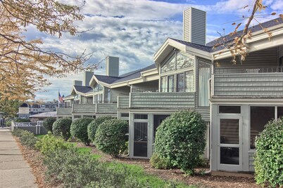 Downtown Charlevoix Condo | Indoor/Outdoor Pool | Private Balcony | Sleeps 6