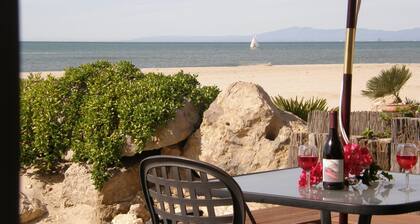 1235C Mandalay Shores Oceanfront Retreat