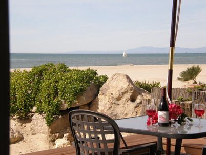 1235C Mandalay Shores Oceanfront Retreat