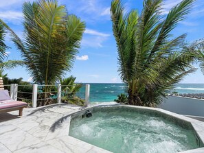 Bañera de hidromasaje exterior