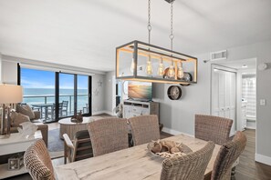 Dining - Beachfront ~ Private Balcony ~ Recent Updates (Miramar Beach)