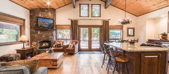 Agatam by Tahoe Getaways -  Hot Tub, Close to Lake, Dogs OK