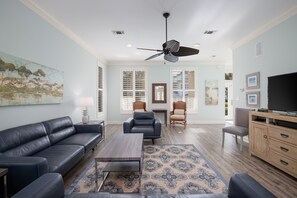 Smart-TV, DVD-Player