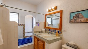 Combined shower/bathtub, towels - Spacious with beautiful upper level views of Half Moon Bay! (Akumal)