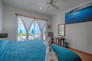 3 bedrooms, travel cot, free WiFi, bed sheets