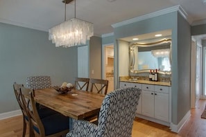 Dining Room - 2  BDR Harbour Town Villa on the Calibogue Sound  (Hilton Head Island)