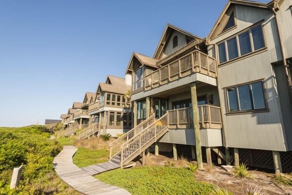 Exterior - Incredible, completely renovated oceanfront villa (Kiawah Island)