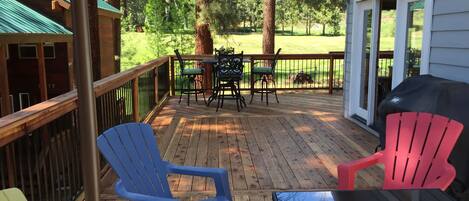 تناول الطعام بالخارج